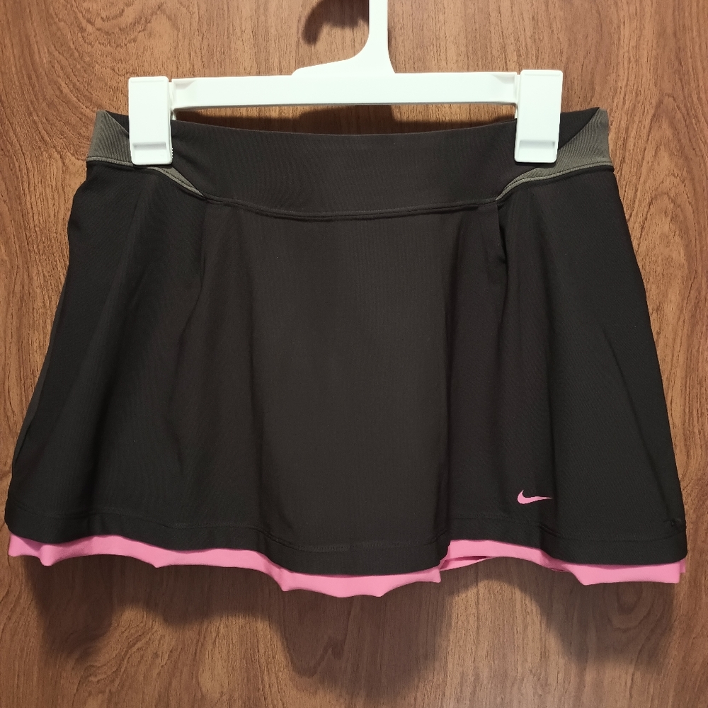 Nike Women's Brown and Pink Tennis Skirt